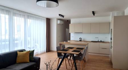 ZU VERMIETEN - 3-Zimmer-Wohnung Nitra – Piesková Straße, RIVIERA NITRA ZU VERMIETEN - 3-Zimmer-Wohnung Nitra – Piesková Straße, RIVIERA NITRA