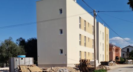 KROATIEN - Neubau 80 m vom Meer entfernt - SUKOŠAN KROATIEN - Neubau 80 m vom Meer entfernt - SUKOŠAN