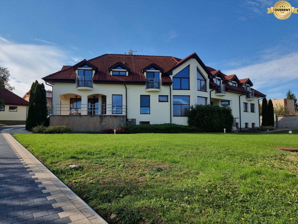 ZU VERKAUFEN - EXKLUSIVE VILLA - NITRA