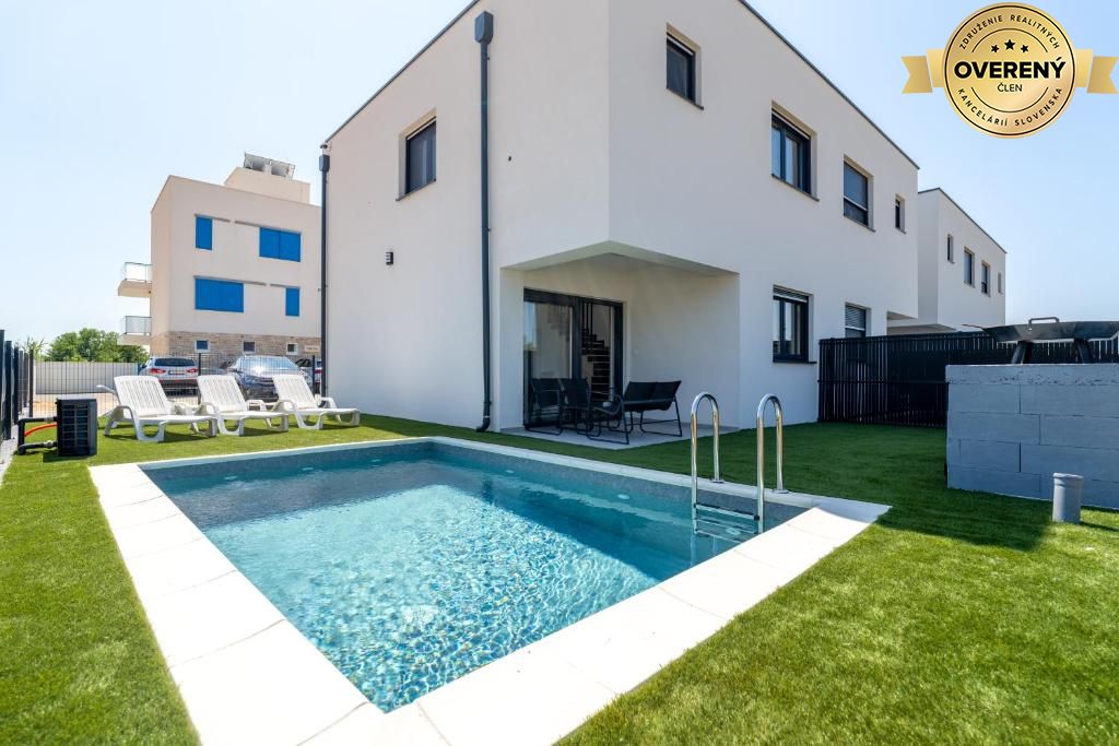 KROATIEN- Wunderschön eingerichtete Häuser mit Swimmingpool - PRIVLAKA