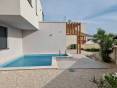 KROATIEN - Modernes Doppelhaus / rechte Seite - VODICE