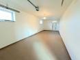 VERKAUF - 5 Zimmer Wohnung mit eine Garage - Lužianky, Smreková