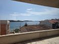 KROATIEN - Ferienwohnungen in zweiter Reihe vom Meer - SRIMA, VODICE