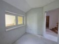 ZU VERKAUFEN – Architektonisch ungewöhnliches Familienhaus – Nitra