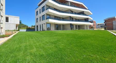 KROATIEN - Moderne Wohnungen mit Garten - POREČ