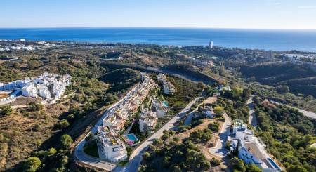 SPANIEN - Neuer Apartmentkomplex - Altos de Los Monteros