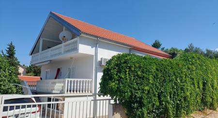 KROATIEN - Haus in schöner ruhiger Lage - Gornji Karin, ZADAR