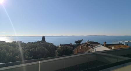KROATIEN - Dreistöckige Wohnung mit wunderschöner Aussicht - PETRČANE