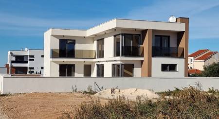 KROATIEN - Villa mit Pool in ruhiger Lage - SABUNIKE, Zadar