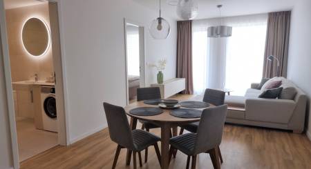 VERMIETUNG - 2 Zimmer Wohnung - Nitra, Zentrum