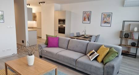 ZU VERMIETEN - 3-Zimmer-Wohnung Nitra – RIVIERA NITRA, Piesková Straße