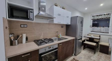 ZU VERMIETEN - Moderne 3-Zimmer-Wohnung - Nitra, Klokočina