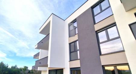 KROATIEN - Wohnungen in einem Neubau mit Aufzug - PRIVLAKA