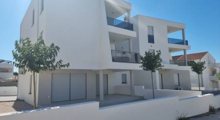 KROATIEN - Moderne Apartments in der Nähe Strandes - VODICE