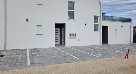 KROATIEN - Ferienwohnung mit Garten - SABUNIKE