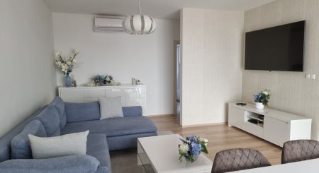 VERMIETUNG - Wohnung mit eine Terasse - Nitra, Dolnohorská
