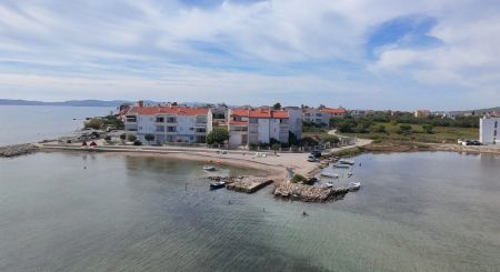 KROATIEN - Ferienwohnungen 1. Reihe vom Meer - SUKOŠAN, ZADAR